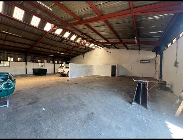 INDUSTRIAL PROPERTY TO RENT IN MKONDENI